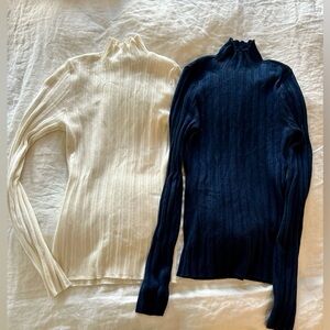 2 Abercrombie ribbed mock neck sweaters size small